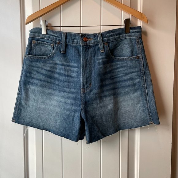 Madewell Pants - Sz 29 Madewell The Perfect Jean Short in Burnett Wash